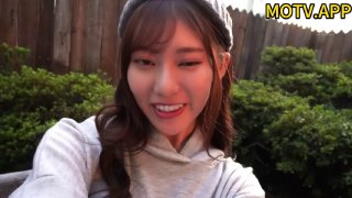 【deerlong】OF人气反差女网黄性爱私拍，男朋友玩游戏不理我，只好挑逗他的肉棒，主动骑乘插入